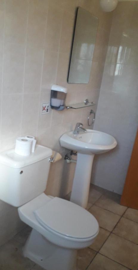 Natasha'S Apartments Пафос Экстерьер фото